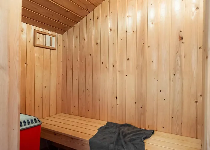 Feriehus Cozy In With Sauna Hemmet
